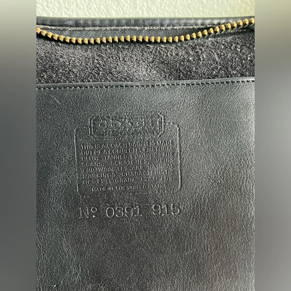 PROJECT: READ before purchasing - Vintage Coach Black Shoulder Sac Style 9730 - Picture 8 of 15